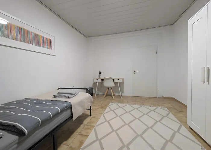 Cozy House With Partyroom